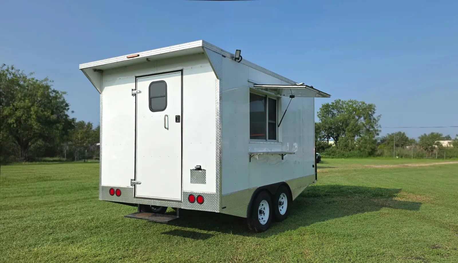CA 14 X 8 FT WITH CA INSIGNIA